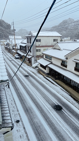 美術館３階からの雪景色.jpg